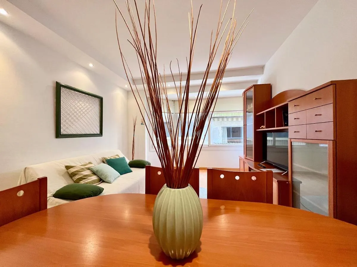 Prop De Mar A 60M De La Playa Apartamento Calafell